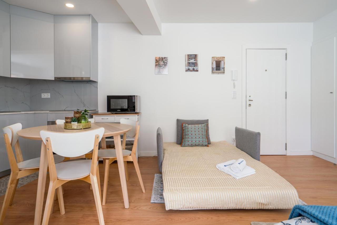 Host Wise - Comfy Sunny Flat - Prime Location Apartment Porto Exterior photo