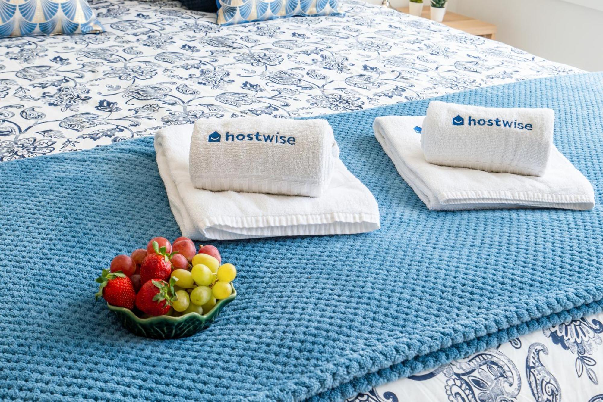Host Wise - Comfy Sunny Flat - Prime Location Apartment Porto Room photo